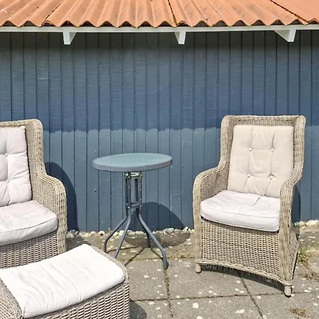 3 Bedroom Gorgeous In Blavand